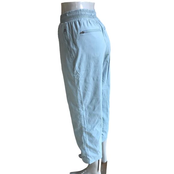 Athleta Trekkie Straight Crop Sea Foam Green Pull On Pants Women’s Size 4 - Picture 2 of 7